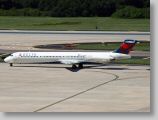 MD-88  N997DL